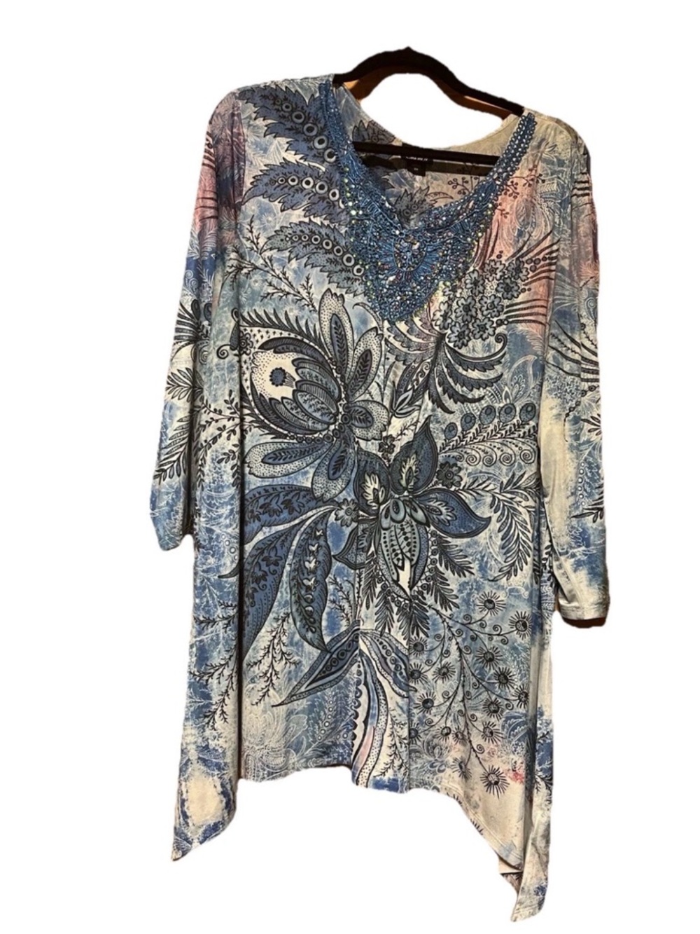 Simply Emma Blue Floral Beaded V-Neck Tunic